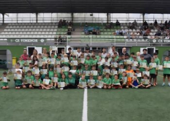 Clausura campus infantil de fútbol en Piélagos