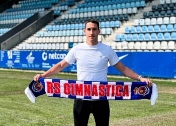 Carlos Álvarez,