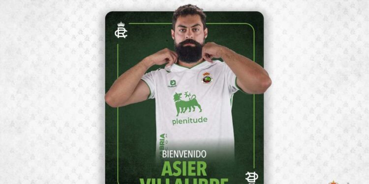 Asier Villalibre, segundo refuerzo del Racing