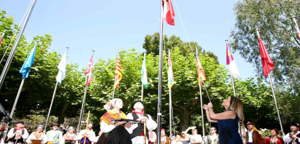 La Presidenta Buruaga Día de Cantabria