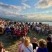 Público asistiendo a uno de los conciertos de La Atalaya