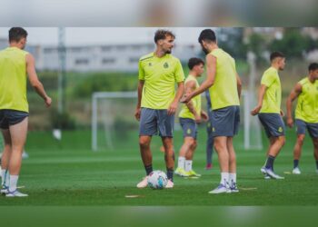 Entrenamiento precio del Racing al partido del AD Ceuta