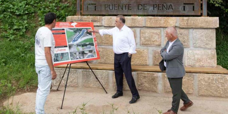 inauguración de la obra del acceso al Barrio Navalín.