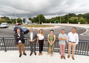 Inauguración del nuevo punto limpio y glorieta en Noja.