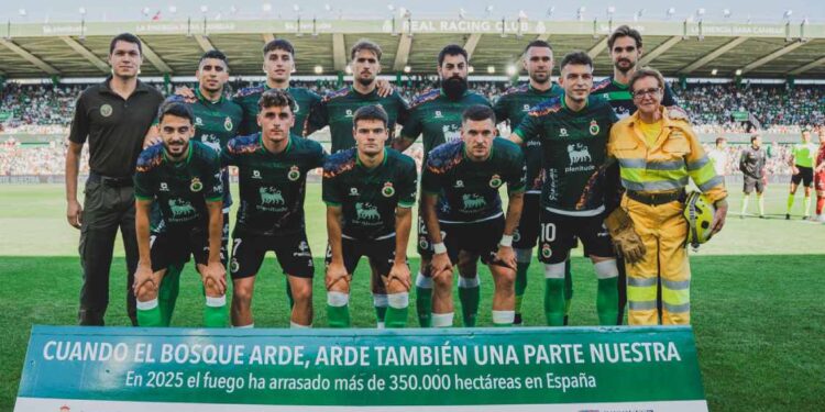 El Racing cae 2-4 ante la Cultural en los Campos de Sport
