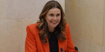 Fernández Viaña reclama quita de deuda para Cantabria