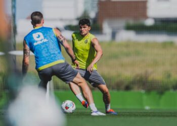El Racing afronta con seis bajas la visita al estadio de la Unión Deportiva Almería