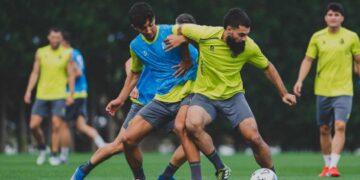 Sesión de entrenamiento del Racing antes de enfrentarse al Córdoba