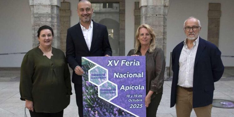 Feria Nacional Apícola de Torrelavega