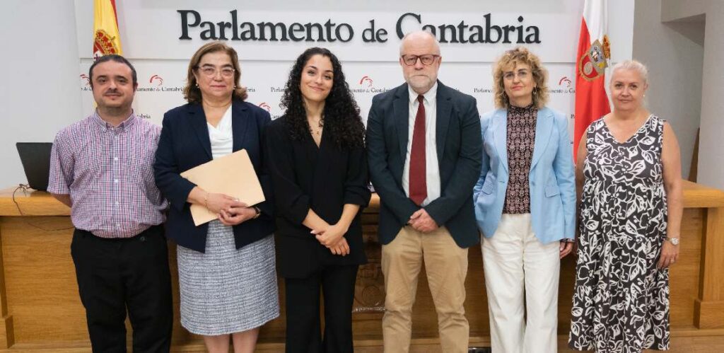 Ponencia en el Parlamento Cantabria sobre historia regional Mesa 3