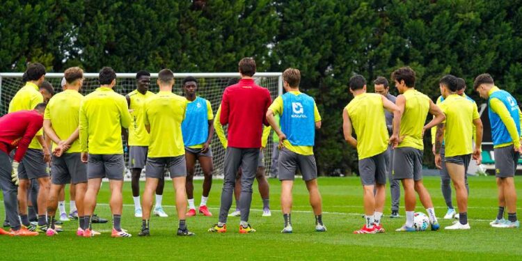 Entrenamiento Previo al Partido Racing - Málaga
