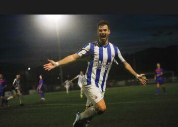 Remontada de la RS Gimnástica ante el CD Revilla