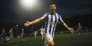 Remontada de la RS Gimnástica ante el CD Revilla