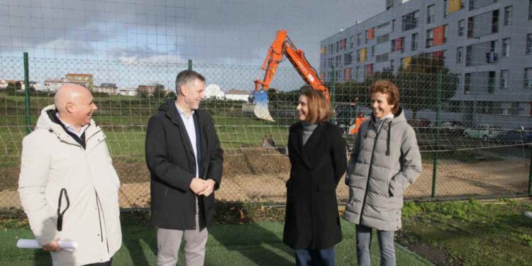 Graderío de los campos de fútbol Nando Yosu