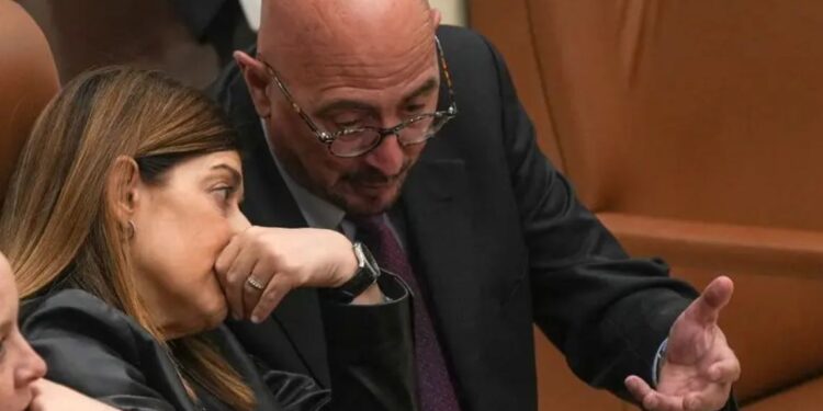 Transparencia investiga a la Consejería de Sanidad