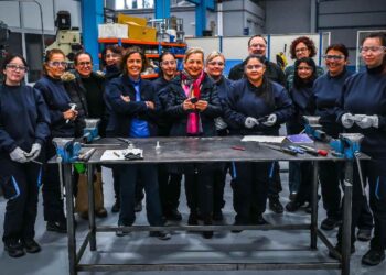 Inserción laboral de mujeres sector industrial