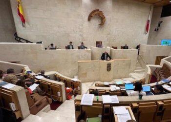 Imagen debate Parlamento de Cantabria