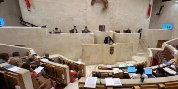 Imagen debate Parlamento de Cantabria