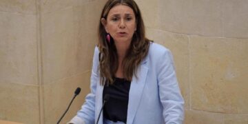 Paula Fernández Viaña, PRC