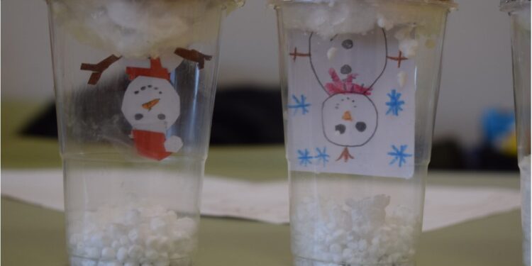 Talleres infantiles en navidad liencres
