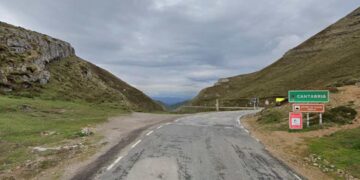 Carretera de San Roque de Riomiera a Lunada