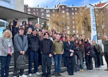 Estudiantes internacionales en Cesine en Santander