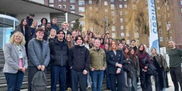 Estudiantes internacionales en Cesine en Santander