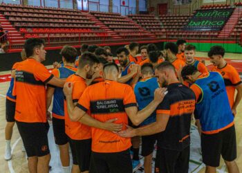 Bathco BM Torrelavega regresa a los entrenamientos en el Vicente Trueba