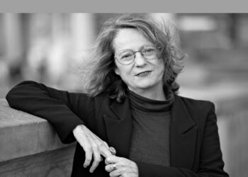 Marta Sanz presenta en Santander su nuevo libro de poesía Amarilla