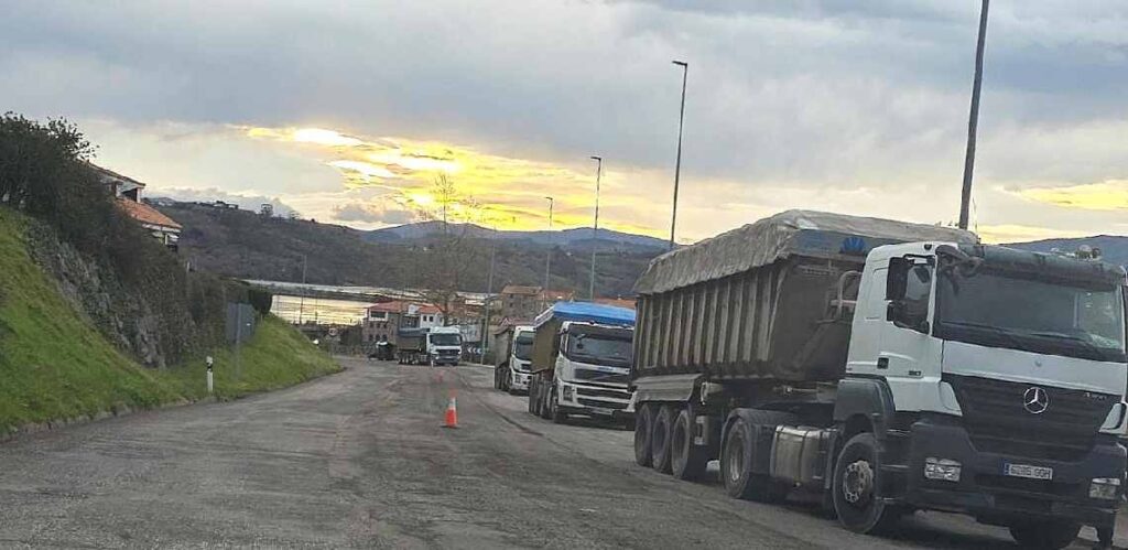 Obras aparcamiento San Vicente de la Barquera