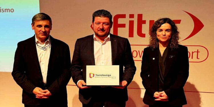 Fitur Torrelavega