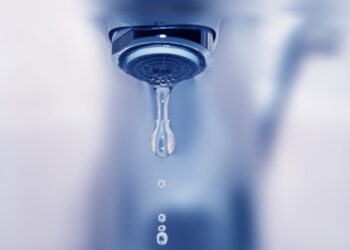 suministro de agua