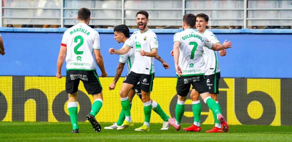 Andres autor del gol del Racing en Eibar