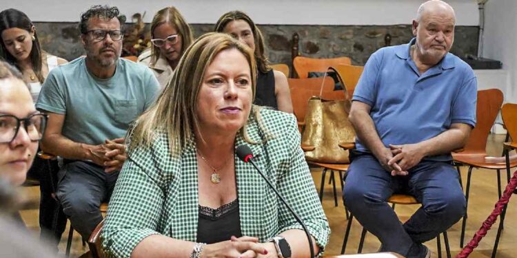PRC exige la dimisión de la alcaldesa de Cartes