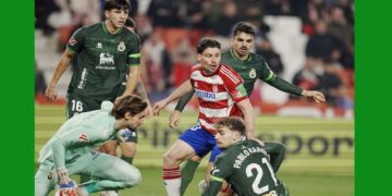 racing cae en el estadio Nuevo Los Cármenes