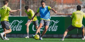 Mata en un entrenamiento del Racing