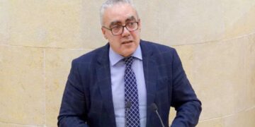 Preguntas sobre el puente de somo de Pedro Hernando en el Parlamento