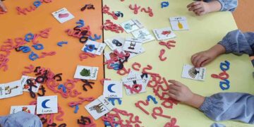 ayudas para la compra de libros y material escolar