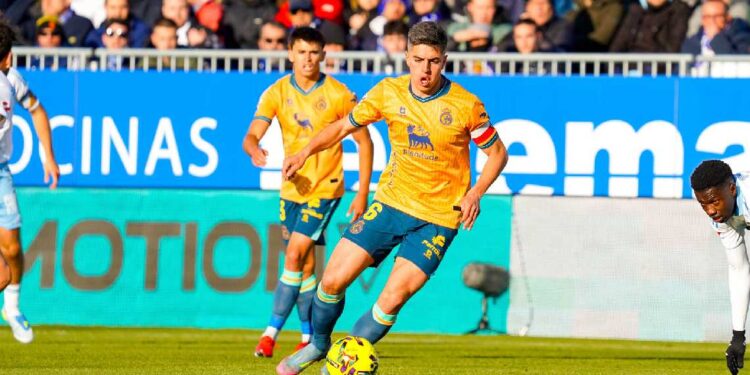 El Racing cae ante el Zaragoza