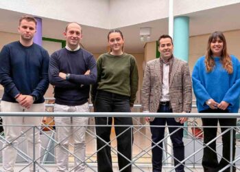 SRE incorpora a cuatro jóvenes