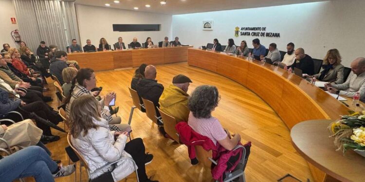 Pleno sobre urbanización San Juan de la Canal