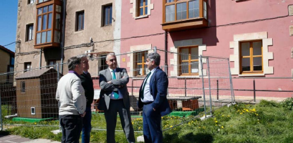 Vivienda asequible en obras en Reinosa casa del maestro