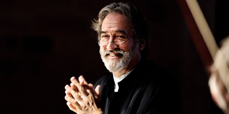 Jordi Savall dirige en el Palacio de Festivales