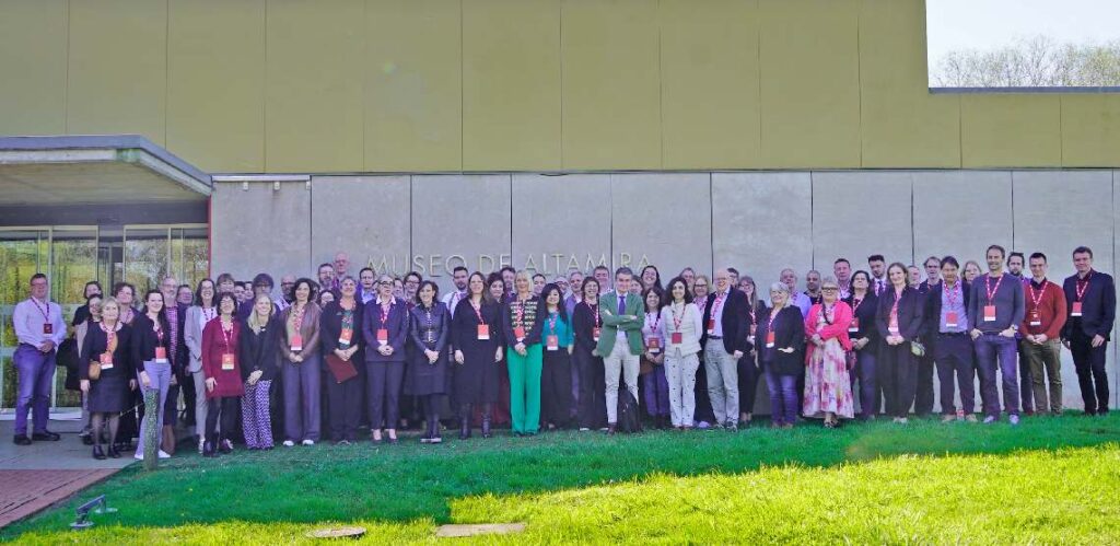 Participantes en la 27ª Asamblea General y Simposio EAC