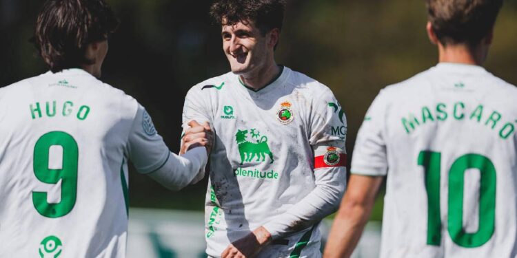 Jugadores del Rayo Cantabria en el ultimo partido de liga