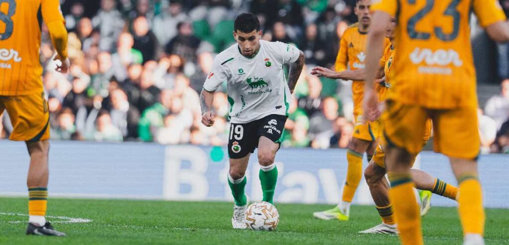 Racing de Santander, Gustavo