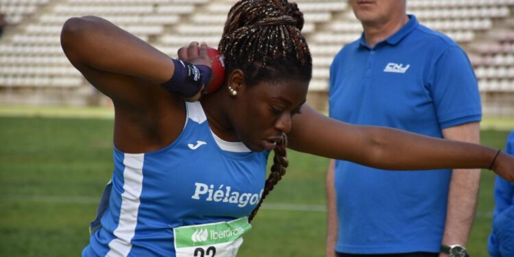 Andrea Njimi del Atletismo Piélagos