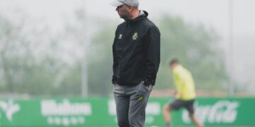 José Alberto entrenador del Racing