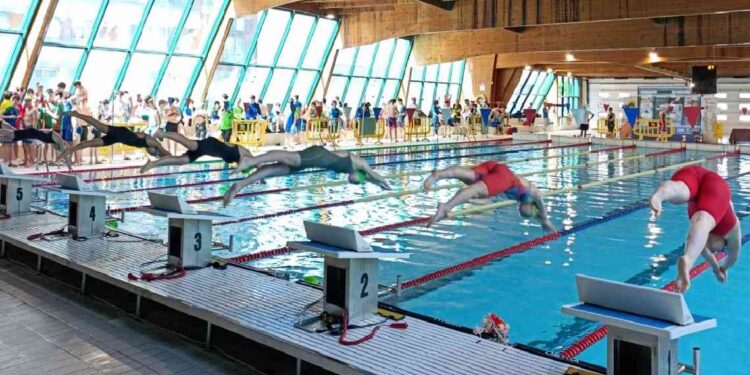 Ultima Jornada Liga Natación en Cross