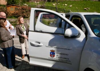 Nuevo vehículo eléctrico para servicios municipales en Peñarrubia